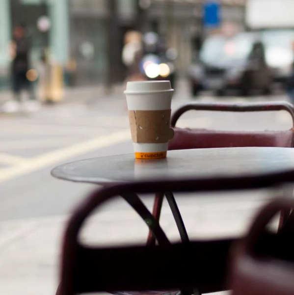Copo para viagem pode ser usado 132 vezes antes de ser reciclado
