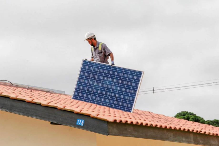 2º conjunto habitacional com energia solar é construído em Curitiba