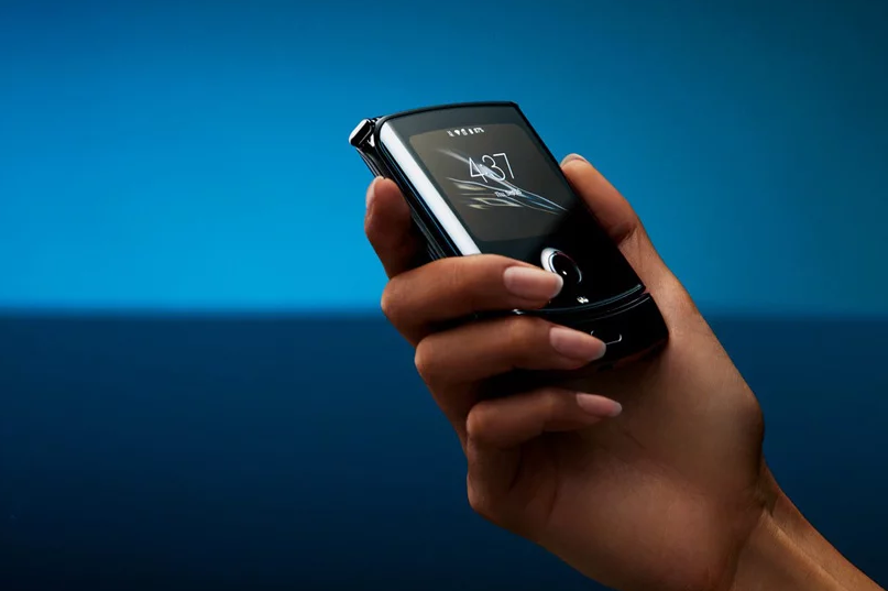 2-voce-sente-falta-do-motorola-v3-ele-esta-de-volta