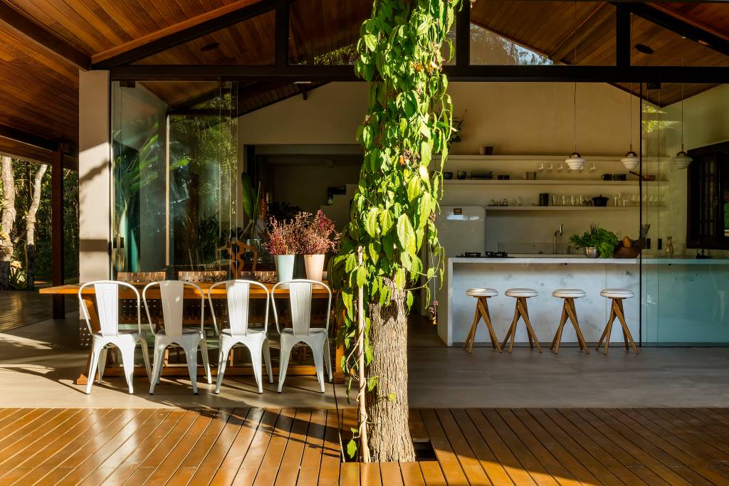 5-casa-promove-estilo-de-vida-simples-e-conexao-com-a-natureza-circundante 5-casa-promove-estilo-de-vida-simples-e-conexao-com-a-natureza-circundante