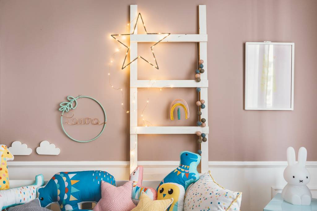 6-quarto-de-bebe-recebe-tons-neutros-e-foge-de-decoracao-tematica-e-tradicional