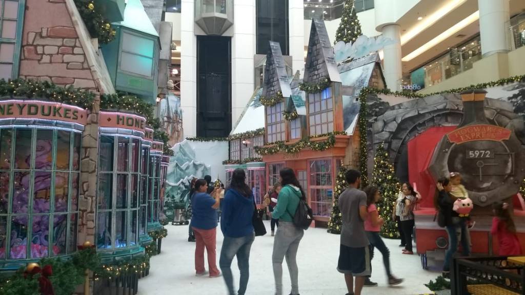 Universo de Harry Potter invade decoração natalina de shoppings em SP