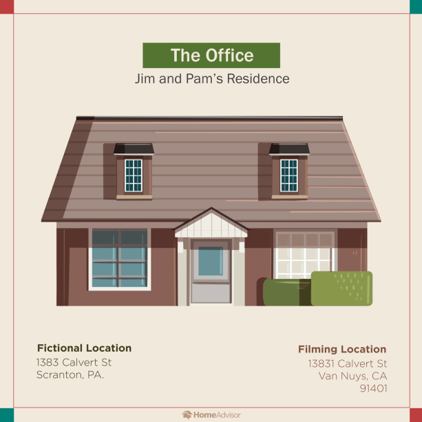 The Office – residência de Jim e Pam: A casa de Jim e Pam fica a apenas alguns quilômetros de distância do falso Scranton Business Park do The Office, que era constituído pelos exteriores bastante monótonos do Chandler Valley Center Studios em Van Nuys (onde o show foi filmado). É muito bom que Jim tenha comprado uma casa espontaneamente para os dois, mas ainda mais fofo que ele tenha designado uma área específica para o estúdio de arte dela. #HusbandGoals.