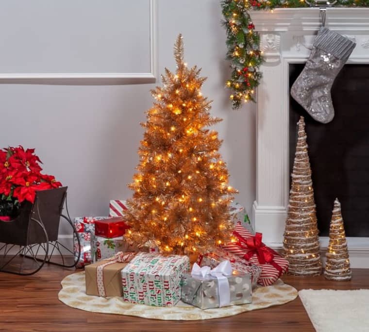 6-10-arvores-de-natal-falsas-que-cabem-em-qualquer-apartamento-pequeno 6-10-arvores-de-natal-falsas-que-cabem-em-qualquer-apartamento-pequeno