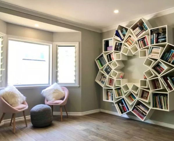DIY: casal constrói estante de livros inteira a partir de bricolagem