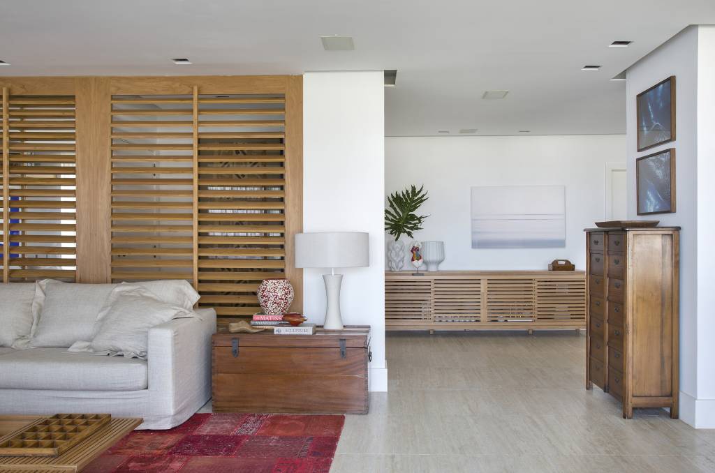 3-tons-neutros-e-amplitude-garantem-mais-conforto-a-este-apartamento-no-rio 3-tons-neutros-e-amplitude-garantem-mais-conforto-a-este-apartamento-no-rio