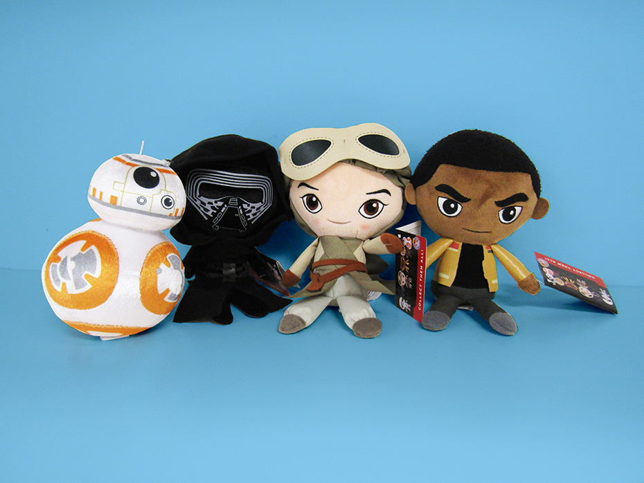star-wars-force-awakens-galactic-plushies-012717 star-wars-force-awakens-galactic-plushies-012717