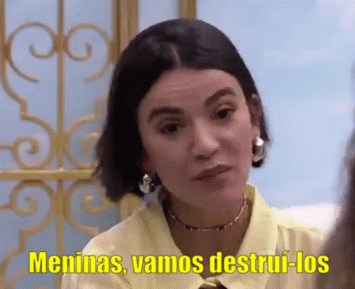 manu-gavassi-gif manu-gavassi-gif