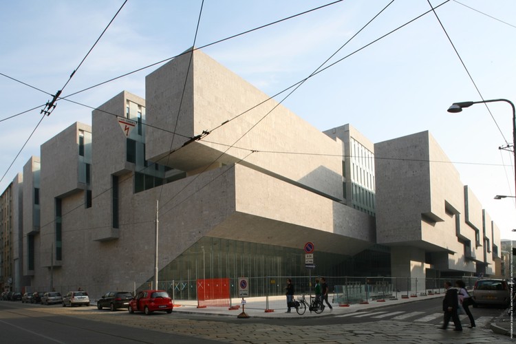 Universita Luigi Bocconi Universita Luigi Bocconi