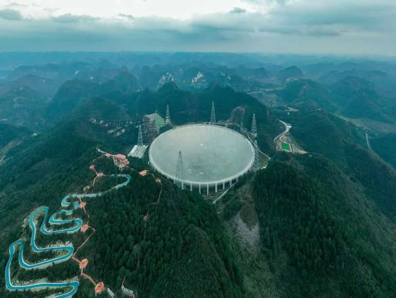 china-fast-telescope-alien-hunting-guizhou-designboom-2 china-fast-telescope-alien-hunting-guizhou-designboom-2