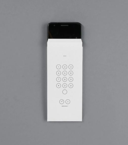 google-digital-wellbeing-envelope-that-hides-your-phone-designboom-7.jpg google-digital-wellbeing-envelope-that-hides-your-phone-designboom-7.jpg