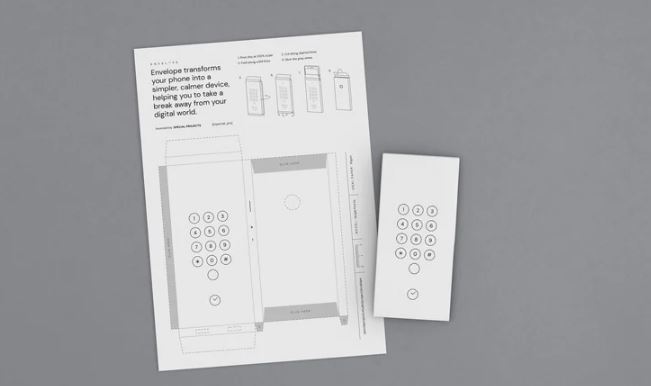 google-digital-wellbeing-envelope-that-hides-your-phone-designboom-9 google-digital-wellbeing-envelope-that-hides-your-phone-designboom-9
