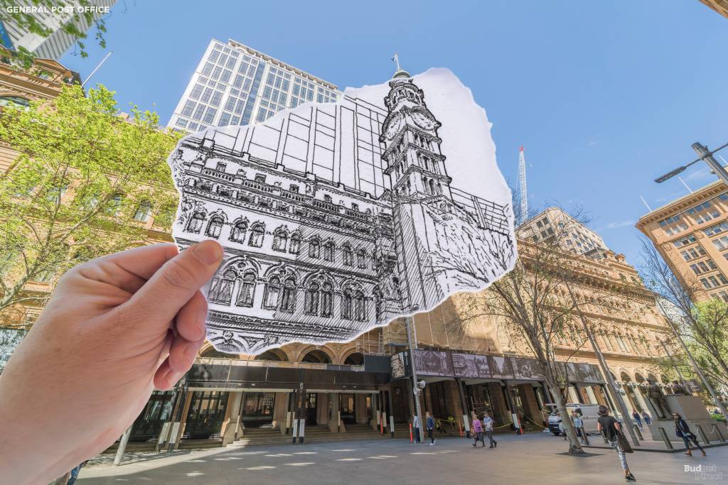 Partes do pr&eacute;dio da General Post Office (correio) de Sidney t&ecirc;m mais de 150 anos. Foi projetado pelo arquiteto colonial James Barnet, no estilo renascentista italiano vitoriano. A estrutura &eacute; constru&iacute;da principalmente a partir de calc&aacute;rio local de Sidney, e as esculturas na frente (de Thomas Sani) causaram um esc&acirc;ndalo na d&eacute;cada de 1880, com suas representa&ccedil;&otilde;es realistas de figuras locais da vida real.