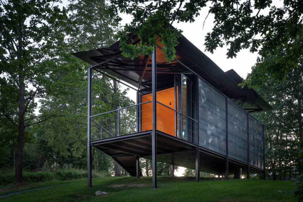 cabine-modular-com-teto-coletor-de-chuva-e-adaptavel-a-qualquer-local-casa.com-1