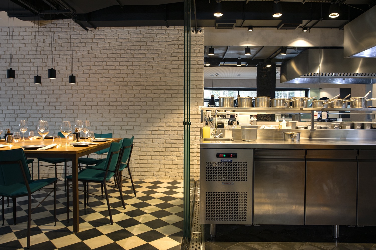 Claude Troisgros inaugura restaurante em SP com clima de casa