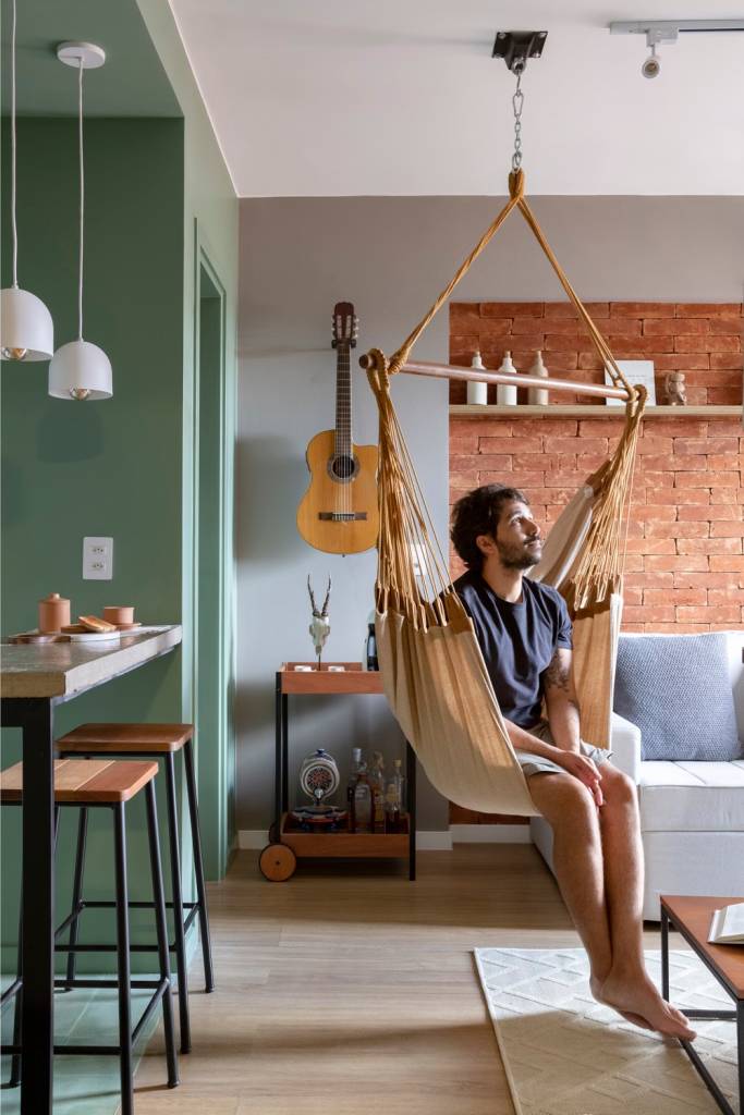 rede na sala de apartamento duplex