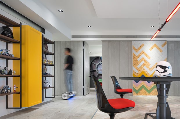 star-wars-Foto-HighliteImages-escritorio-white-interior-design-taiwan star-wars-Foto-HighliteImages-escritorio-white-interior-design-taiwan