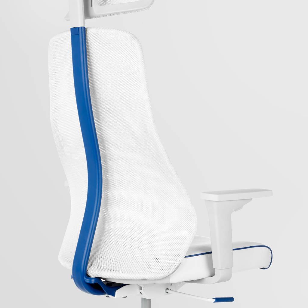 ikea-lanca-colecao-de-moveis-para-e-sports-casa.com-6 Cadeira gamer branca com detalhe na vertical azul escuro