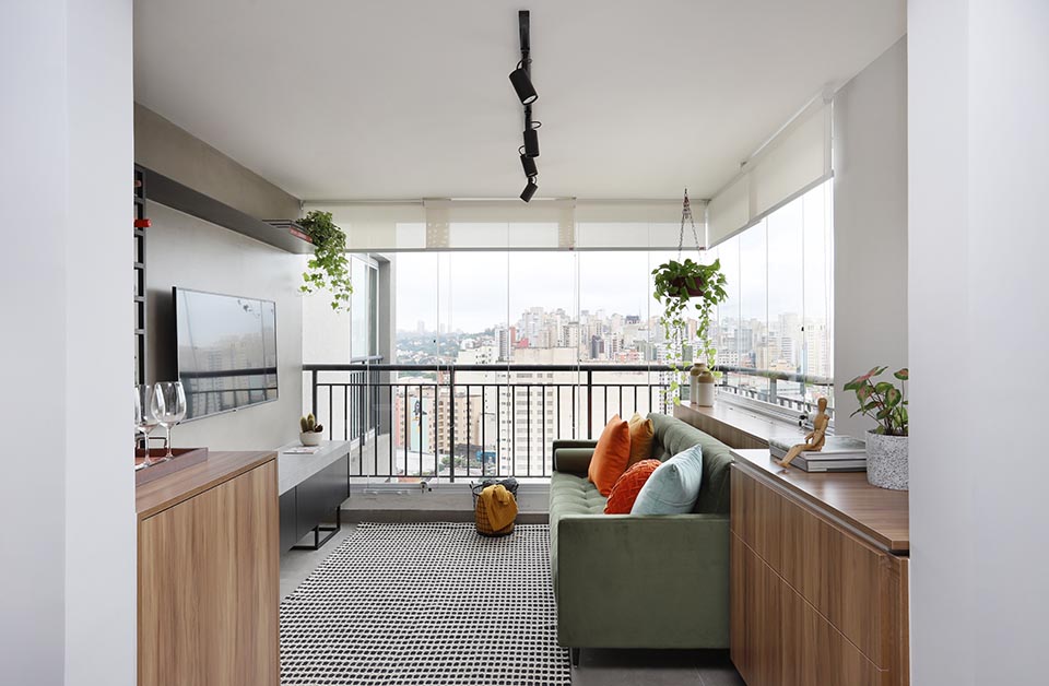 apartamento-de-30-m²-transformado-em-loft-casa.com 12 Estar Terraço Pandora Studio 92 Arq – Fotos Mariana Orsi apartamento-de-30-m²-transformado-em-loft-casa.com 12 Estar Terraço Pandora Studio 92 Arq – Fotos Mariana Orsi