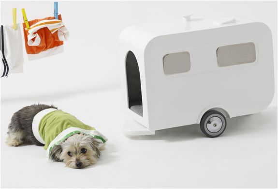 casinhas-de-cachorro-que-sao-mais-legais-que-as-nossas-casas-casa.com-6 Casinha de cachorro em formato de trailer
