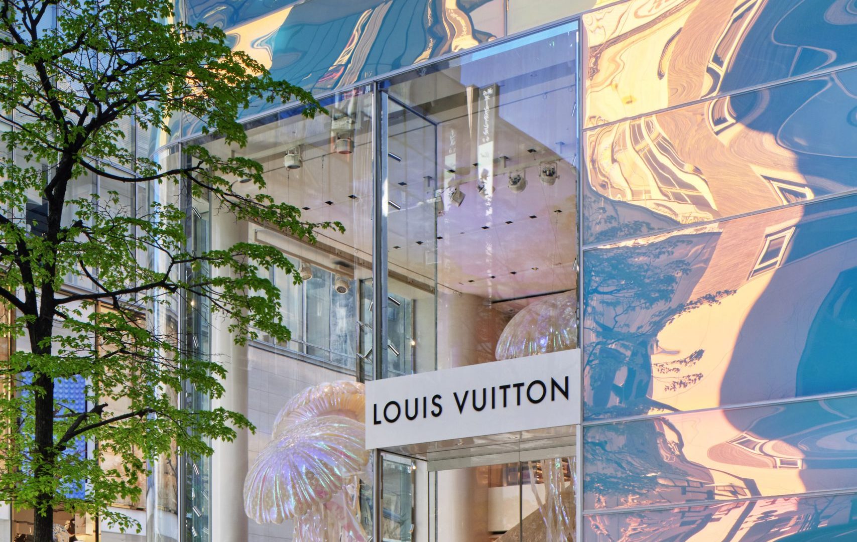 Loja da Louis Vuitton em Tóquio