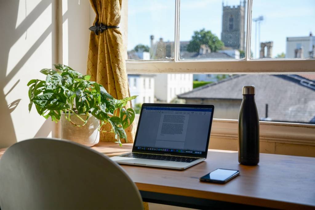 como-lidar-com-os-vizinhos-de-condominio-no-home-office-casa.com-2 como-lidar-com-os-vizinhos-de-condominio-no-home-office-casa.com-2