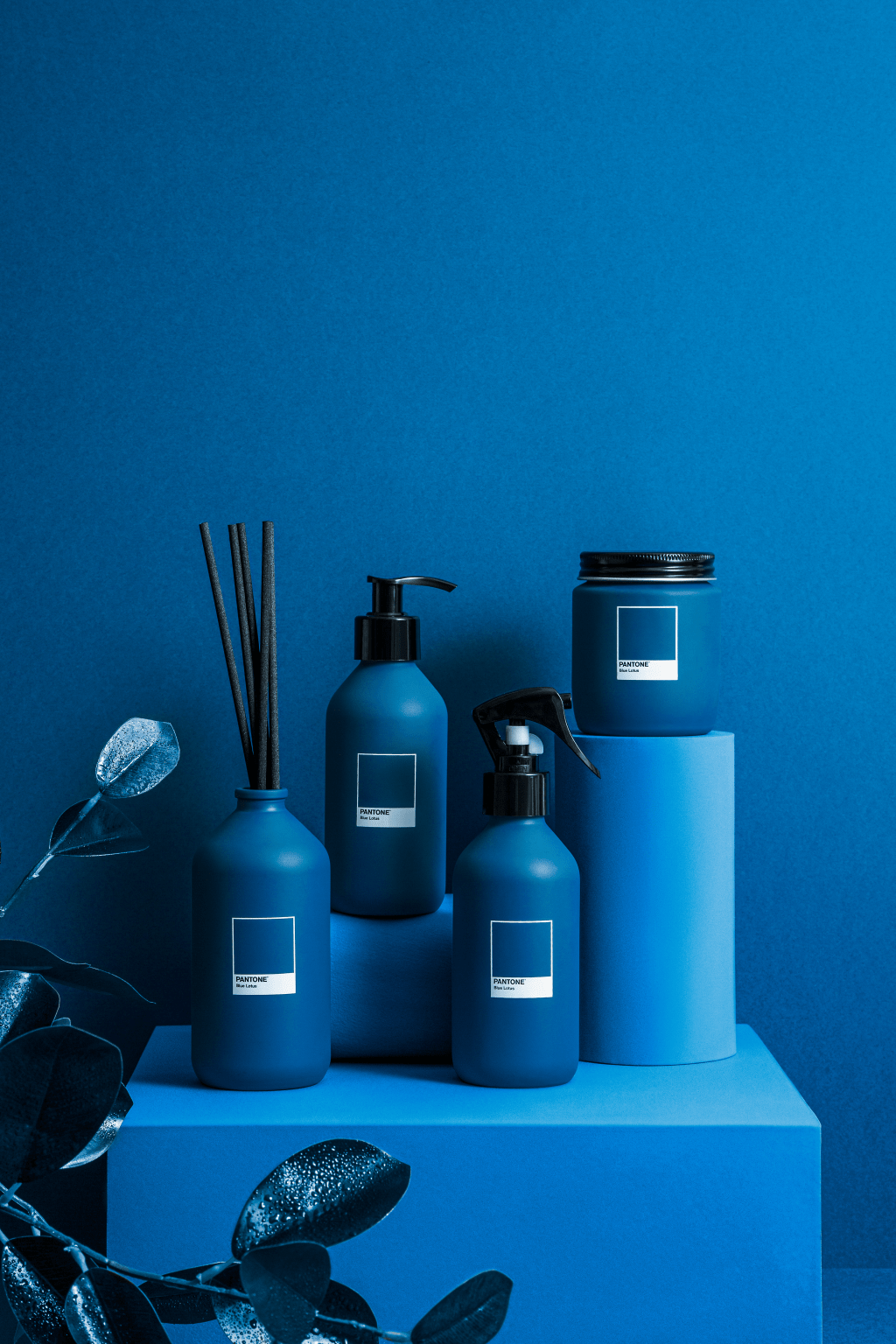 L’envie e Pantone lançam nova linha de perfumes para ambientes
