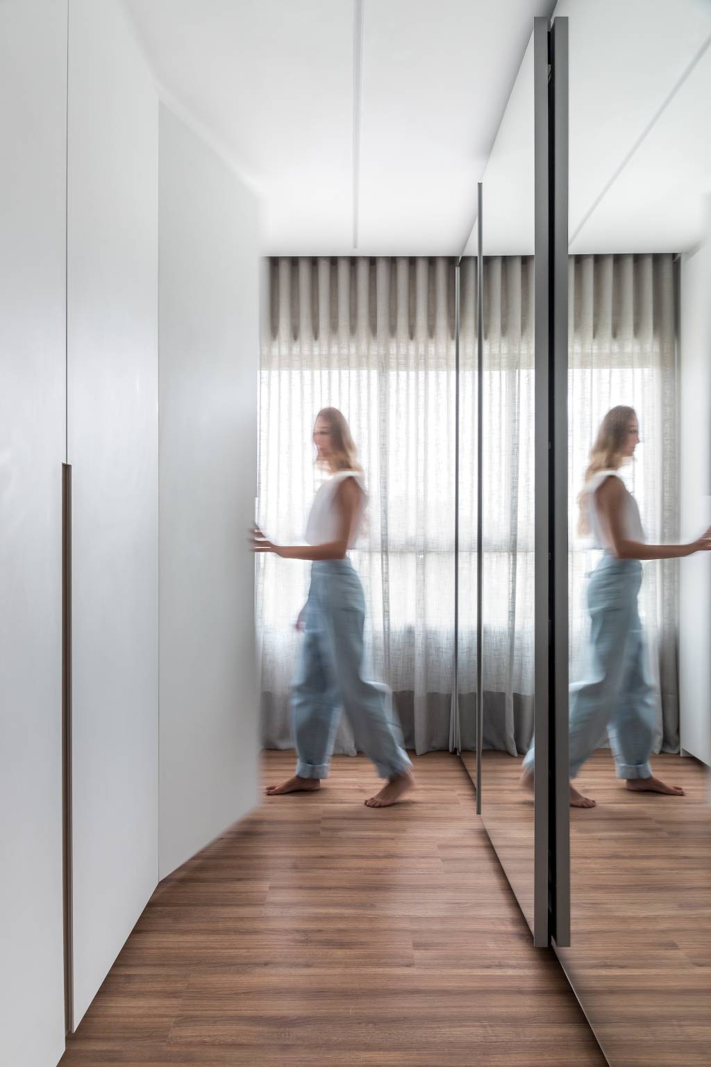 8-tons-neutros-e-minimalismo-definem-apartamento-de-98-m-2 8-tons-neutros-e-minimalismo-definem-apartamento-de-98-m-2