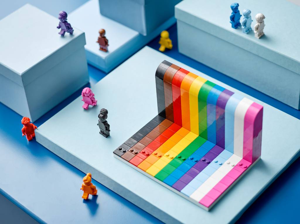 lego-lgbtq-casa.com-40516_Lifestyle_envr_5.3 lego-lgbtq-casa.com-40516_Lifestyle_envr_5.3