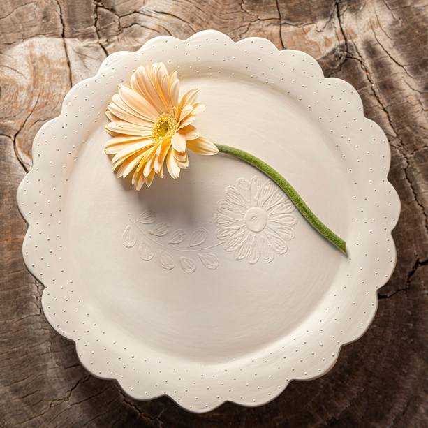 Prato Mestras do Bolo, da Camicado (disponível apenas nas lojas físicas) Prato Mestras do Bolo, da Camicado (disponível apenas nas lojas físicas)