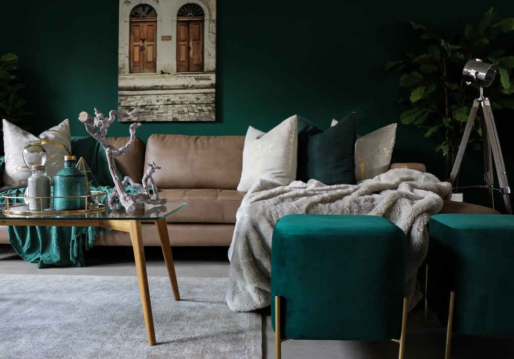 cores-fortes-na-decoracao-5-dicas-casa.com-10-unsplash-devon-janse-van-rensburg cores-fortes-na-decoracao-5-dicas-casa.com-10-unsplash-devon-janse-van-rensburg