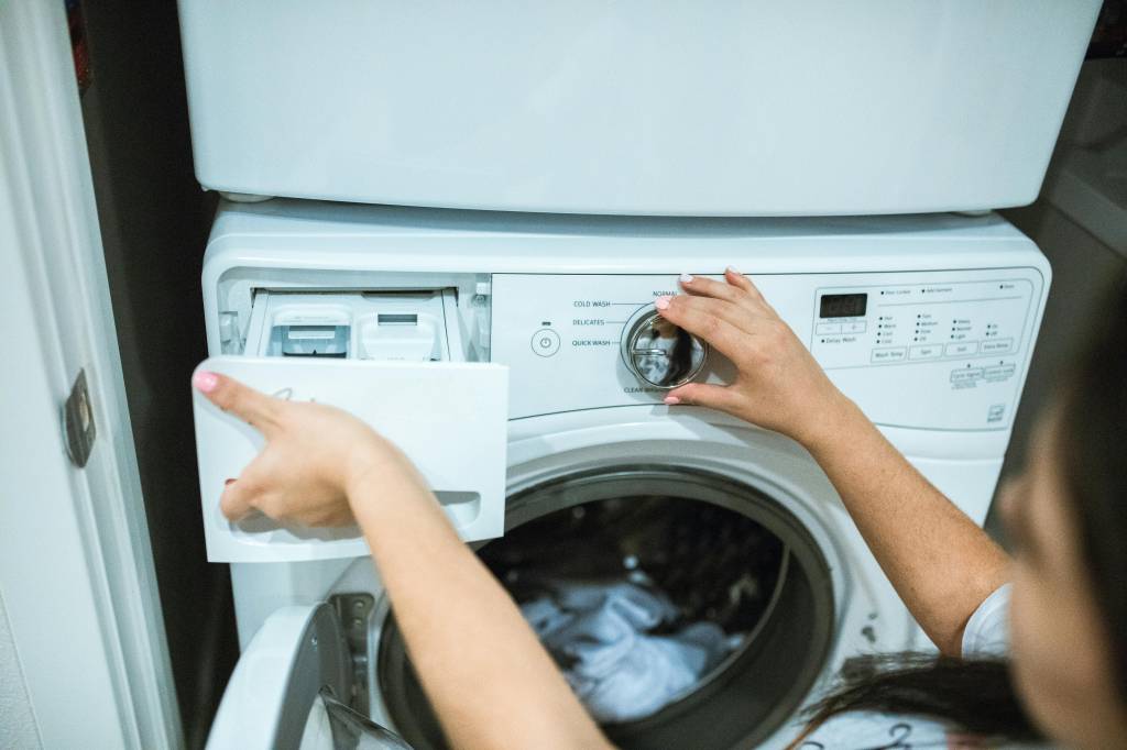 6 Dicas de como melhorar o cuidado e a lavagem de roupas