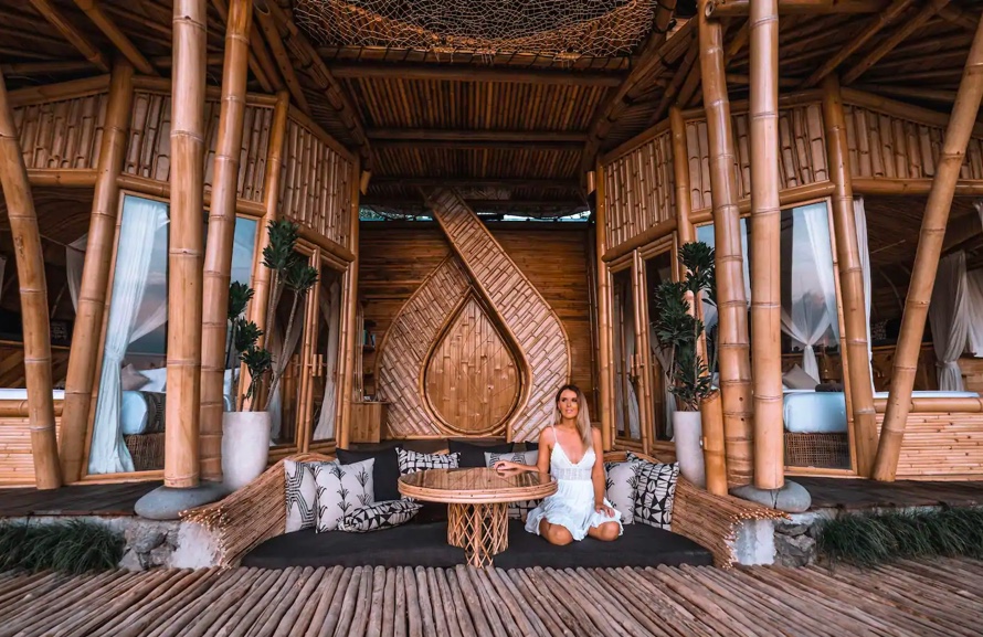 Série-Aluga-se-um-Paraíso-3-Airbnb’s-incríveis-em-Bali-Camaya-12 Série-Aluga-se-um-Paraíso-3-Airbnb’s-incríveis-em-Bali-Camaya-12