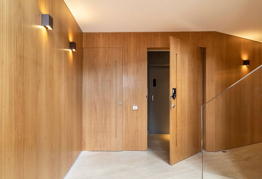 portas-mimetizadas-casa.com-8-corradi-mello-arquitetura-evelyn-muller portas-mimetizadas-casa.com-8-corradi-mello-arquitetura-evelyn-muller