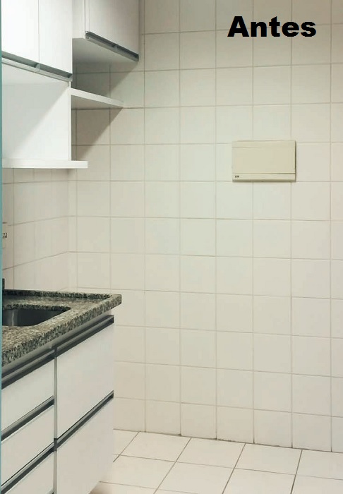 armários-e-bancao-reformados-renovam-cozinha-antes1 armários-e-balcao-reformados-renovam-cozinha-antes1