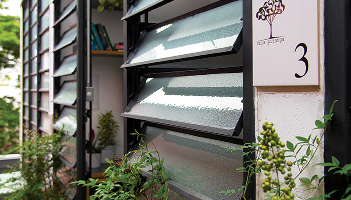 Cinco mini casas formam espécie de vila particular