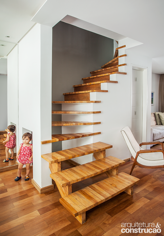 Escada SET Arquitetura e Constru&ccedil;&otilde;es