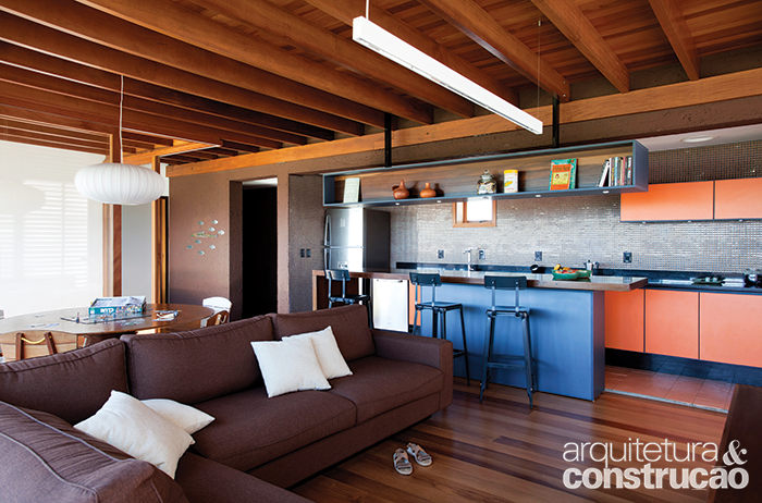 Casa com estrutura de madeira Una Arquitetos Florianopolis
