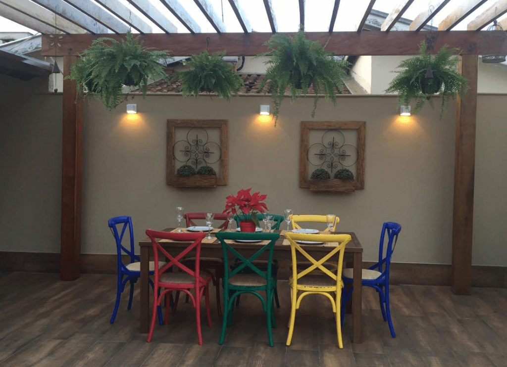 Meu canto preferido: varanda com pergolado