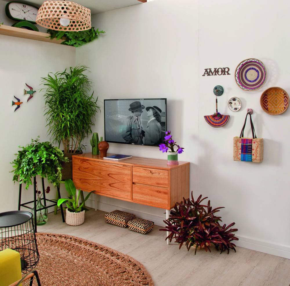 sala de estar e varanda com inspiracao urban jungle rack