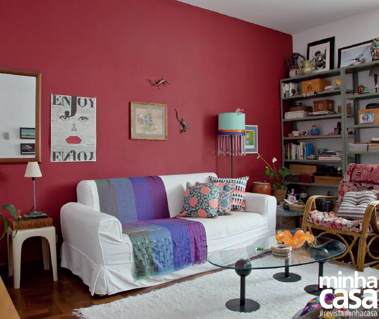 Um refúgio sem igual Refúgio Urbano: sobrado de 98 m² tem decoração afetiva e projetos DIY