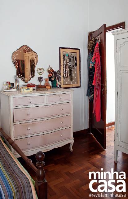 Ref&uacute;gio Urbano: sobrado de 98 m&sup2; tem decora&ccedil;&atilde;o afetiva e projetos DIY