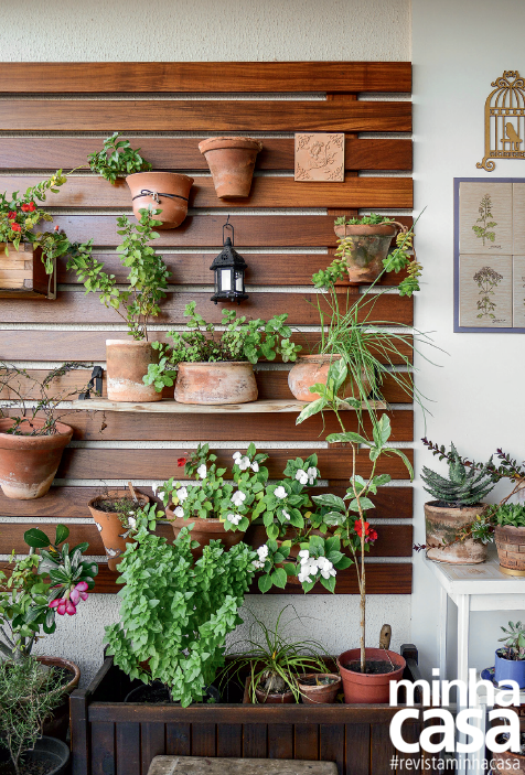 UMA AULA DE ENGENHOSIDADE Horta; horta vertical; ervas; hortelã