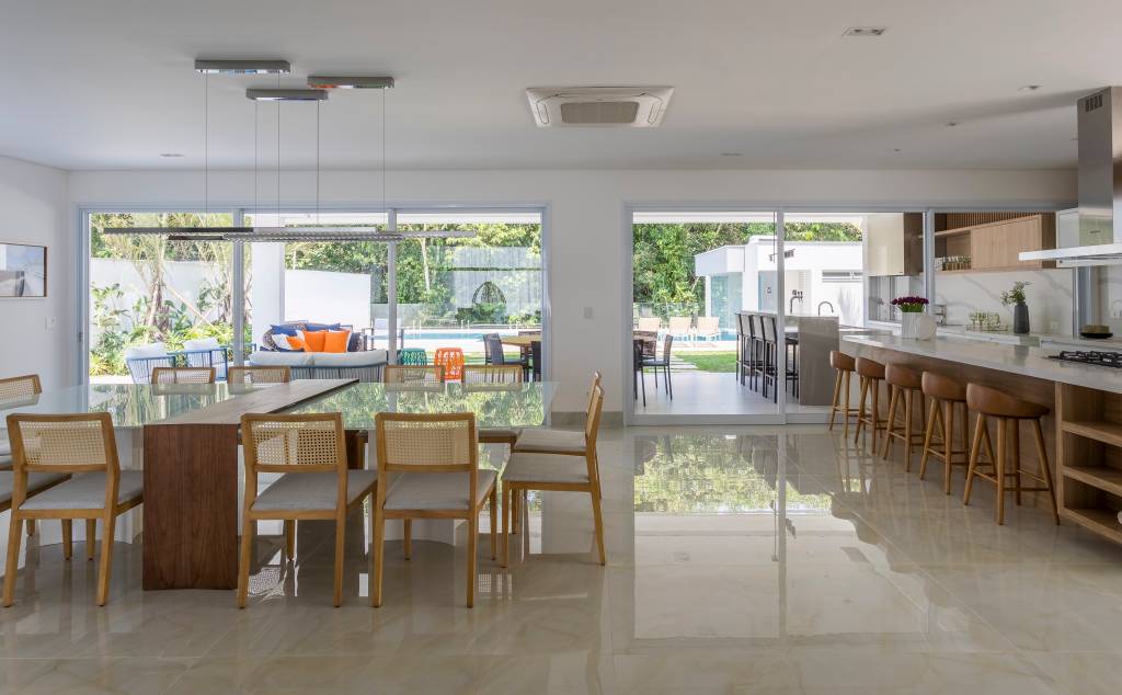10-ampla-clean-e-contemporanea-confira-o-projeto-desta-casa-de-800-m-2 10-ampla-clean-e-contemporanea-confira-o-projeto-desta-casa-de-800-m-2