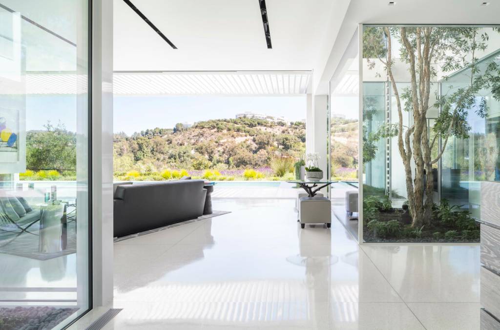 36-esta-casa-de-743-m-2-em-los-angeles-e-como-uma-grande-galeria-de-arte 36-esta-casa-de-743-m-2-em-los-angeles-e-como-uma-grande-galeria-de-arte