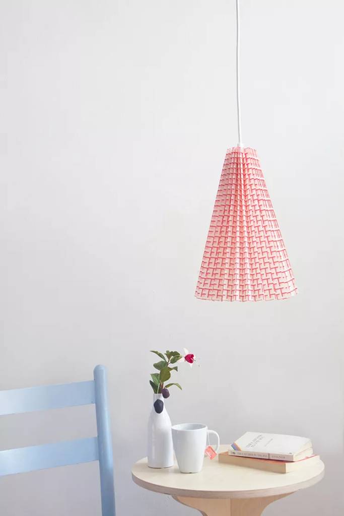 9-inspiracoes-diy-para-ter-uma-luminaria-mais-estilosa-casa.com-the-spruce-1-the-house-that-lars-built 9-inspiracoes-diy-para-ter-uma-luminaria-mais-estilosa-casa.com-the-spruce-1-the-house-that-lars-built