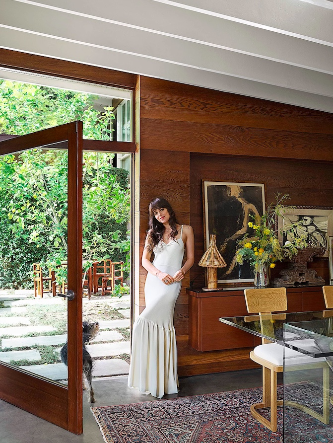 A-casa-repleta-por-madeira-de-Dakota-Johnson-17 A-casa-repleta-por-madeira-de-Dakota-Johnson-17
