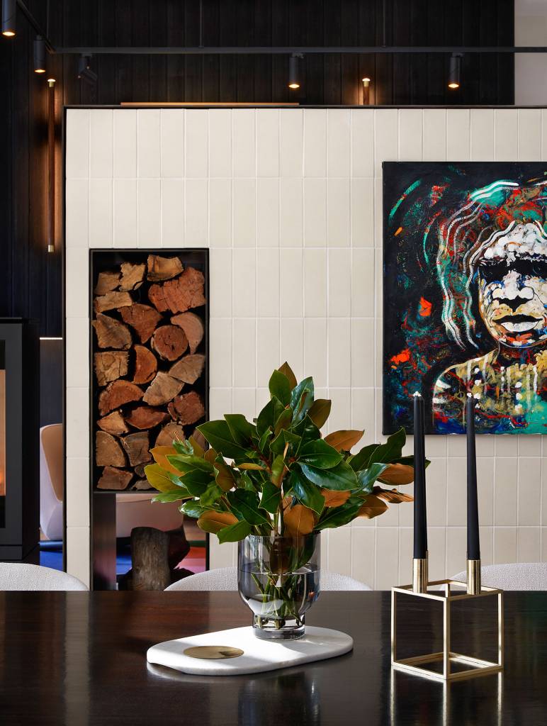 cor-textura-e-muita-arte-sao-destaques-dessa-casa-de-praia-australiana-casa.com-bowerbird-gus-macdonald-2 cor-textura-e-muita-arte-sao-destaques-dessa-casa-de-praia-australiana-casa.com-bowerbird-gus-macdonald-2