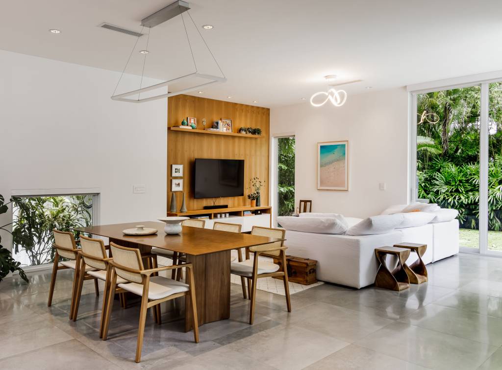 9-estilo-contemporaneo-e-design-nacional-marcam-esta-casa-de-330-m-2
