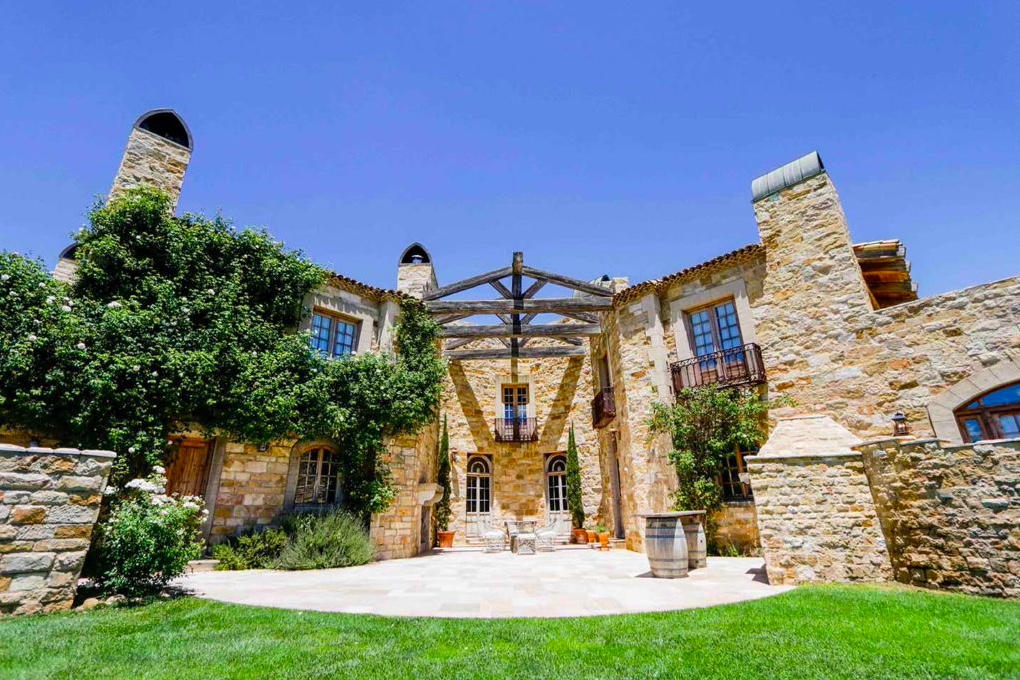 Série “Aluga-se um paraíso”: lugares mágicos para se casar